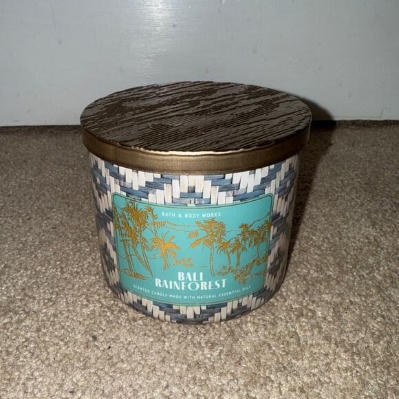 New Bath & Body Works Bali Rainforest 3 Wick Candle - Picture 1 of 4